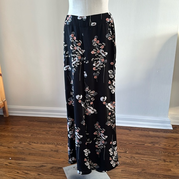 Frank Lyman high waisted floral flare pants - Picture 1 of 11